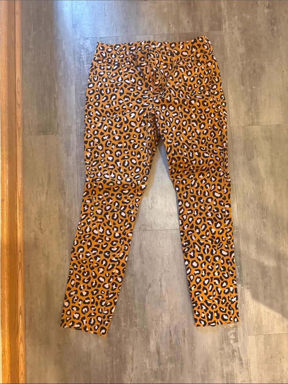 Old Navy Leopard Print Slim Pants